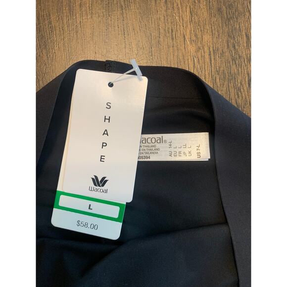 Wacoal-Moderate Control Thigh Shaper-Seamless Stretch Fabric-Black-NWT-Women's L - Picture 3 of 5